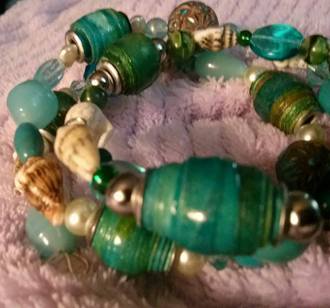 bracelets made from paper beads