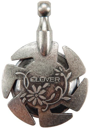 Clover Antique Silver - Yarn Cutter Pendant