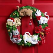 Holiday Housecats - Bucilla Felt Wreath Applique Kit 15" Round
