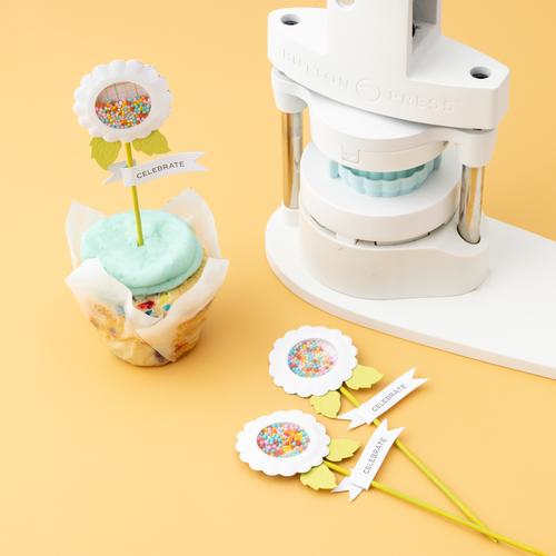 Buy We R Memory Keepers, Button Press Bundle, Includes Button Press, Small,  Medium, Large Press Insert and Cutting Insert, 30 Buttons, 30 Foam  Stickers, Make Pins, Buttons, Badges, Keychains and More Online